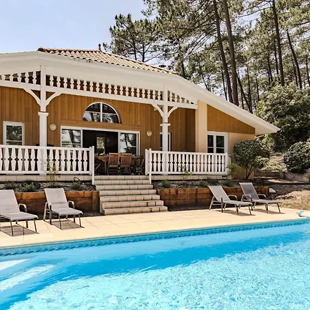 Piscine 4ch Dans La Pinede A 4min De L Ocean Ag1 * Lacanau